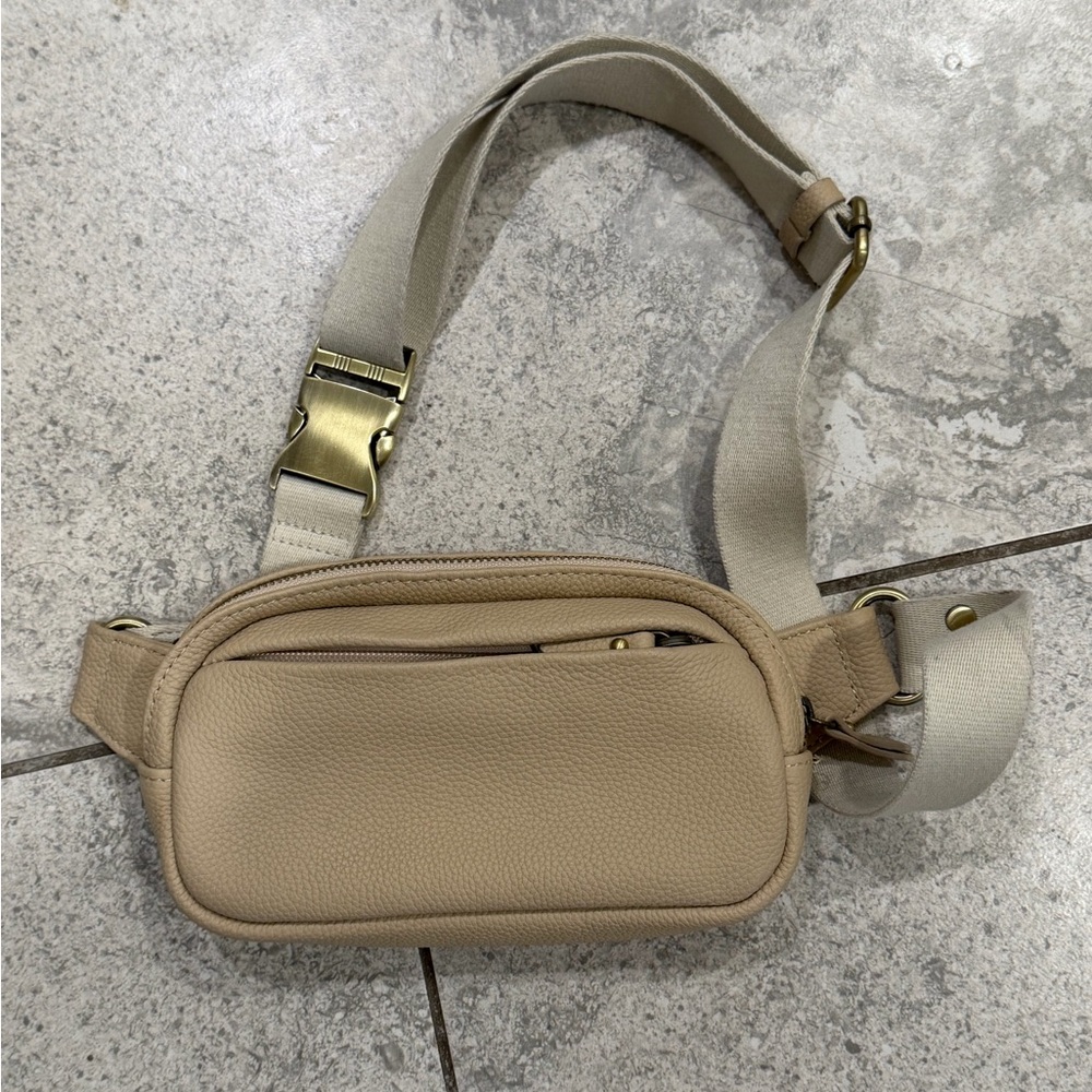 Andar “the Indie” crossbody bag